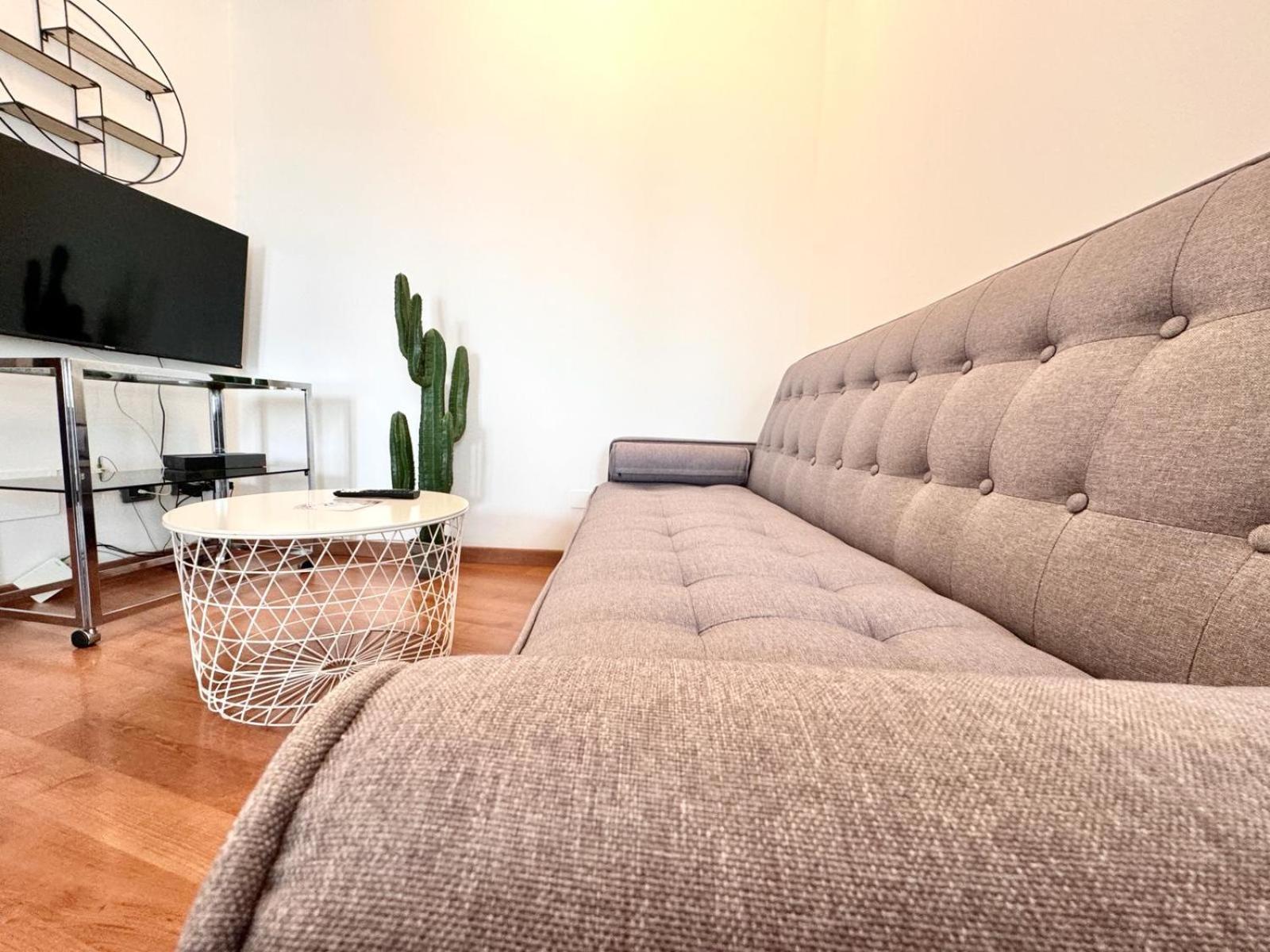 Comecasa 2 Bedrooms Apartment 450Mt From Duomo Милано Екстериор снимка