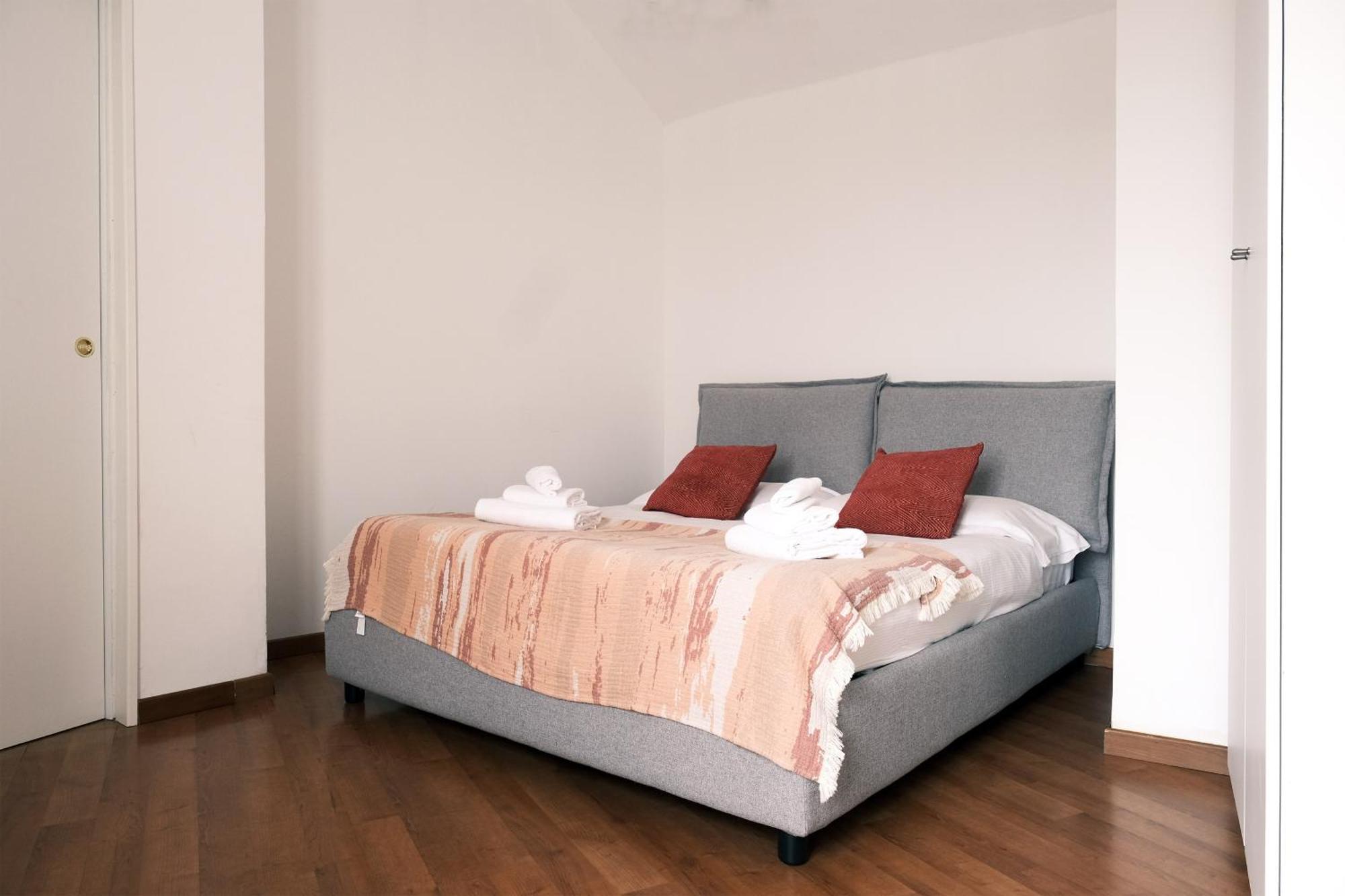 Comecasa 2 Bedrooms Apartment 450Mt From Duomo Милано Екстериор снимка